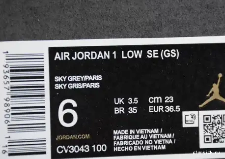 CV3043-100 Air CV3043-100 1 Low “Paris” Jordan 0629